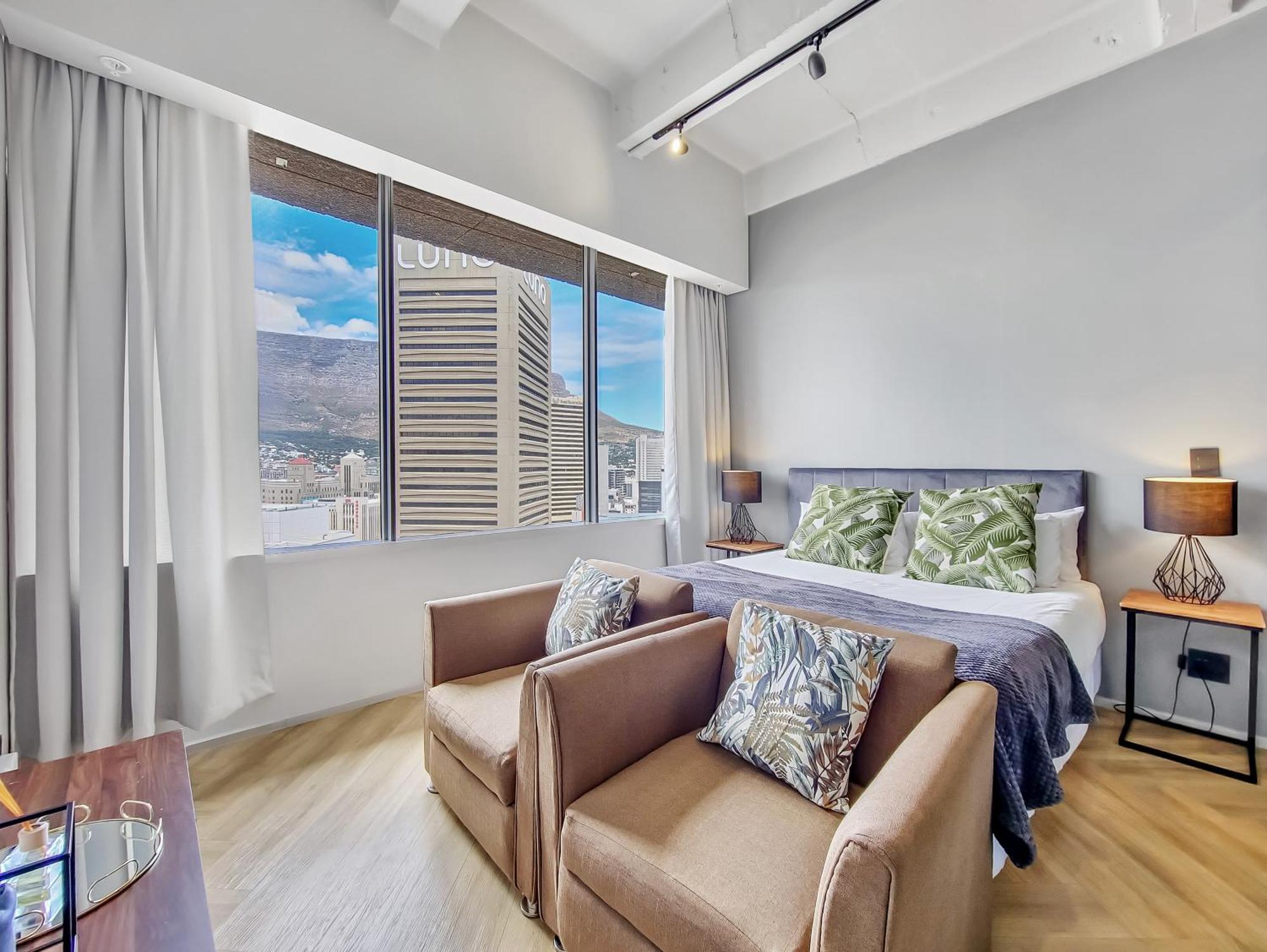 1801 The View Centre